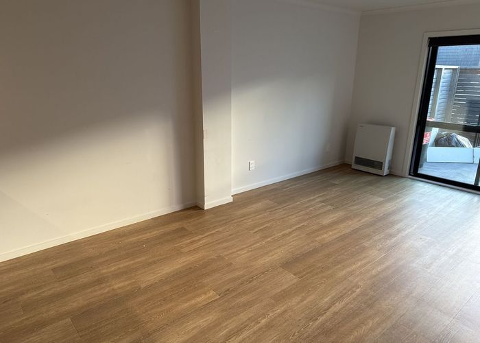  at 5/9 Surrey Street, Tawa, Wellington, Wellington