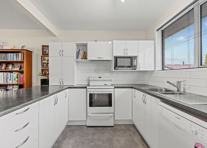  at 12 Cowper Place, Avondale, Christchurch City, Canterbury