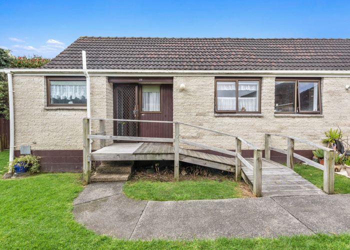  at 26/92 Princes Street, Otahuhu, Auckland