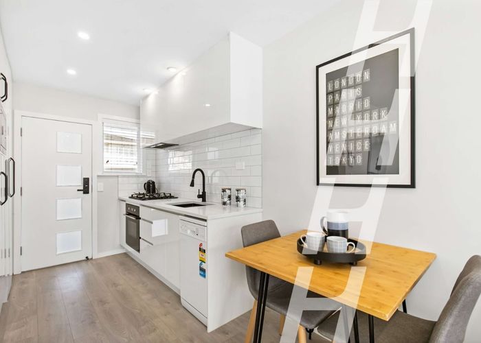  at 2/10 Wilkinson Rd, Ellerslie, Auckland City, Auckland