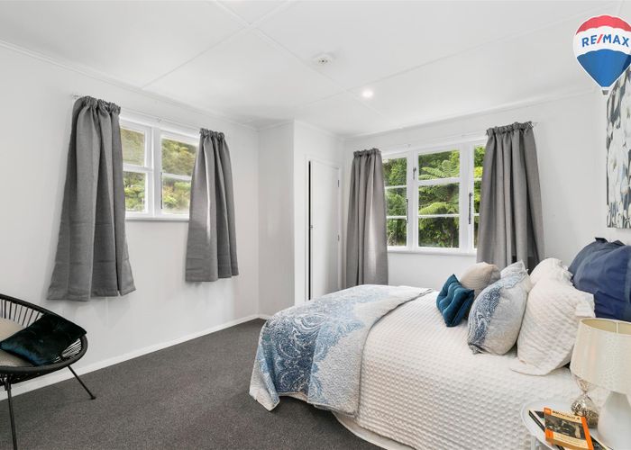  at 48 Bird Grove, Stokes Valley, Lower Hutt