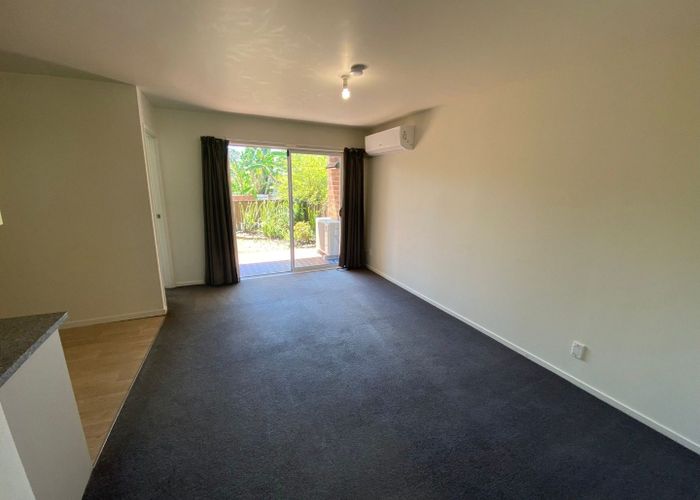  at 6/83 Lake Road, Devonport, North Shore City, Auckland