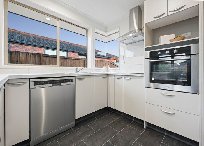  at 9 St Johns Avenue, Hamilton East, Hamilton