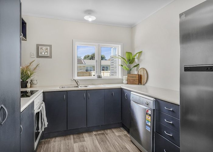  at 16 Cameron Road, Hamilton East, Hamilton, Waikato