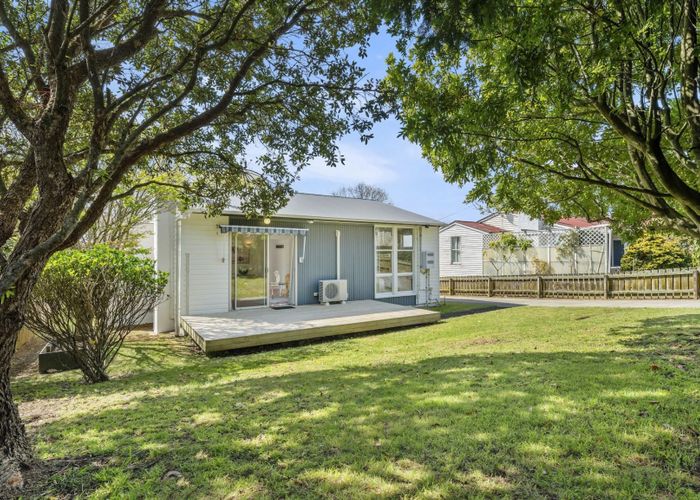  at 5 Tuakana Street, Point England, Auckland