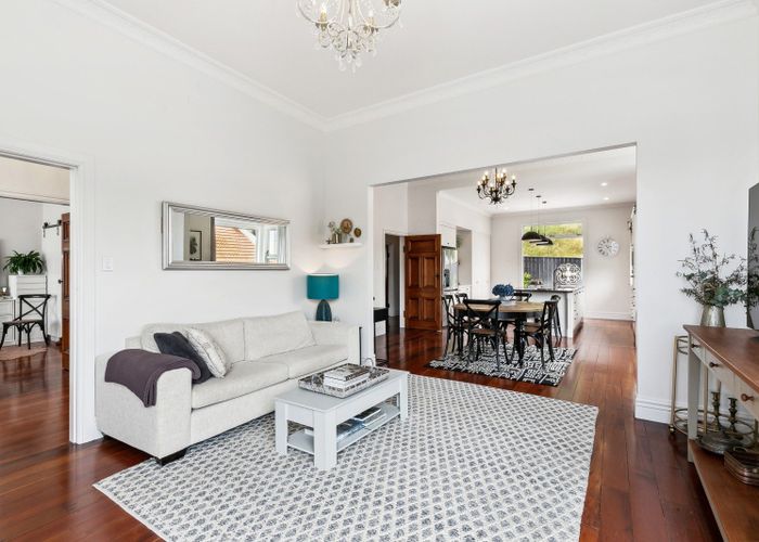  at 31 Liffey Street, Island Bay, Wellington