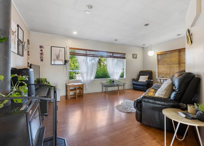  at 98 Oxford Road, Okato, New Plymouth, Taranaki