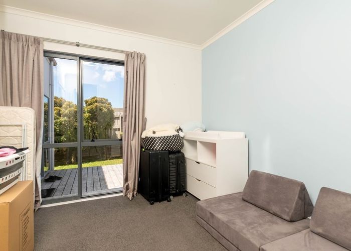  at 1 Pyrite Street, Westgate, Auckland