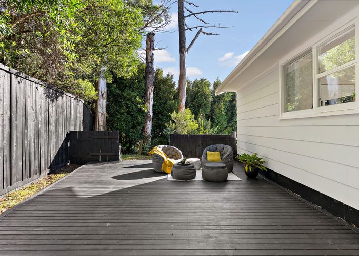  at 1/3 Aralia Road, Sunnynook, North Shore City, Auckland