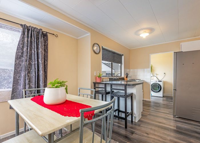  at 19 Gladys Place, Kelvin Grove, Palmerston North, Manawatu / Whanganui