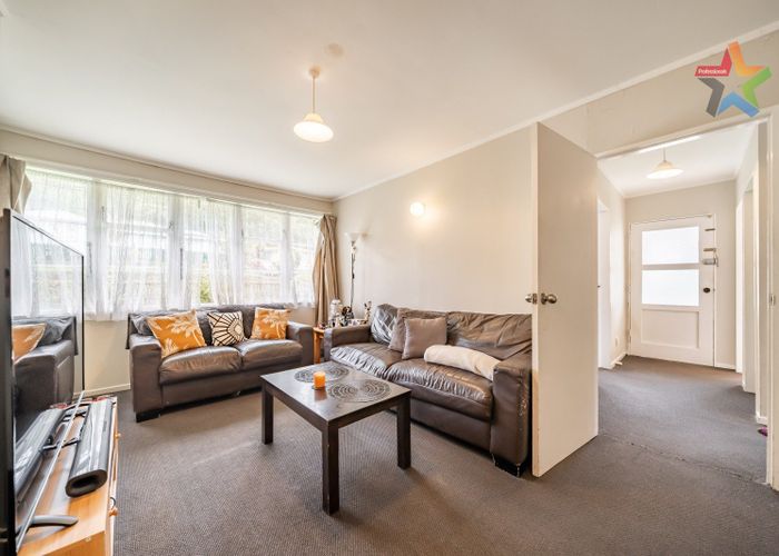  at 34 Bird Grove, Stokes Valley, Lower Hutt