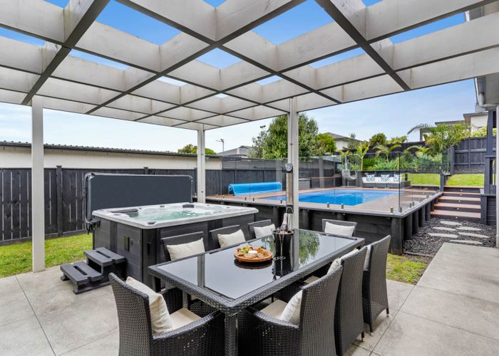  at 16 Lydiard Place, Beachlands, Auckland