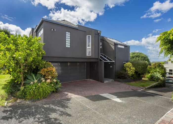  at 1/20 Marama Street, Castor Bay, Auckland