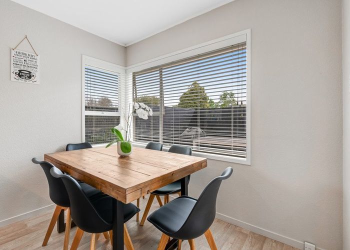  at 1/11 Northwick Place, Hillcrest, North Shore City, Auckland