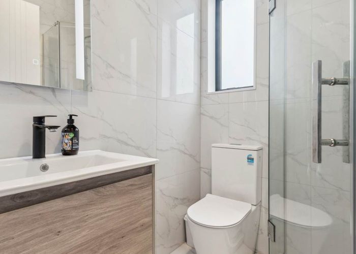  at 6 Fellbrook Street, Manurewa, Auckland