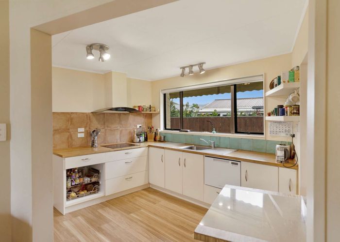  at 9 Photinia Place, Aramoho, Whanganui