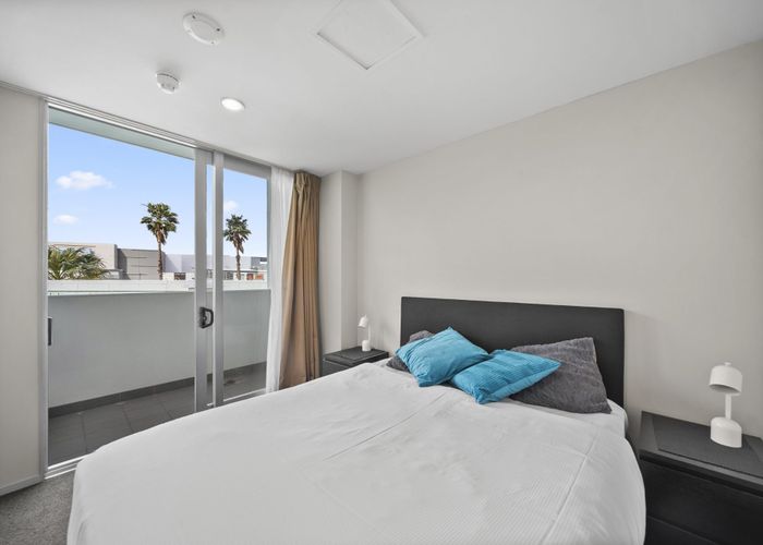  at 203/17 Amersham Way, Manukau, Manukau City, Auckland