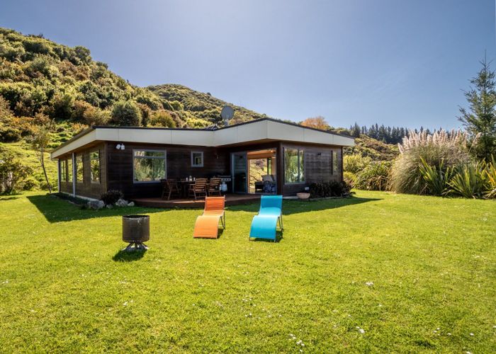  at 257 Riwaka-Sandy Bay Road, Takaka Hill