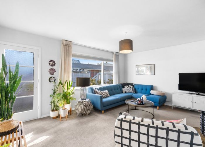  at 5/28 Aikmans Road, Merivale, Christchurch City, Canterbury
