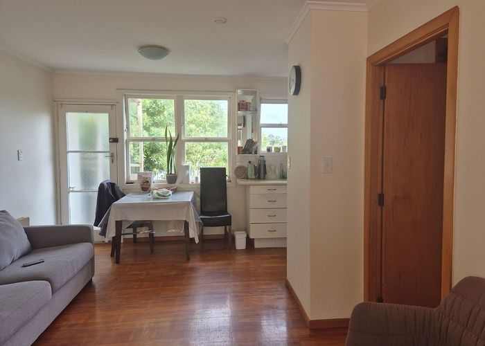  at 1/22 Richards Avenue, Forrest Hill, Auckland