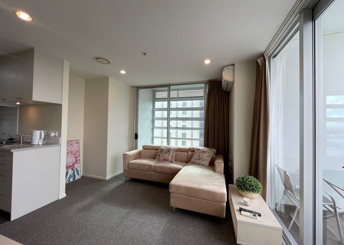  at 903/17 Amersham Way, Manukau, Manukau City, Auckland