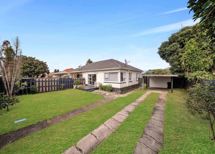  at 1/52 Marr Road, Manurewa, Auckland