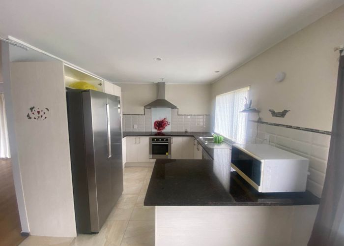  at 4 Camberley Court, Manurewa East, Auckland
