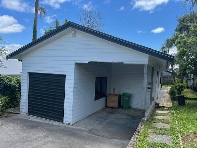  at 48A Blakeborough Drive, Forrest Hill, North Shore City, Auckland