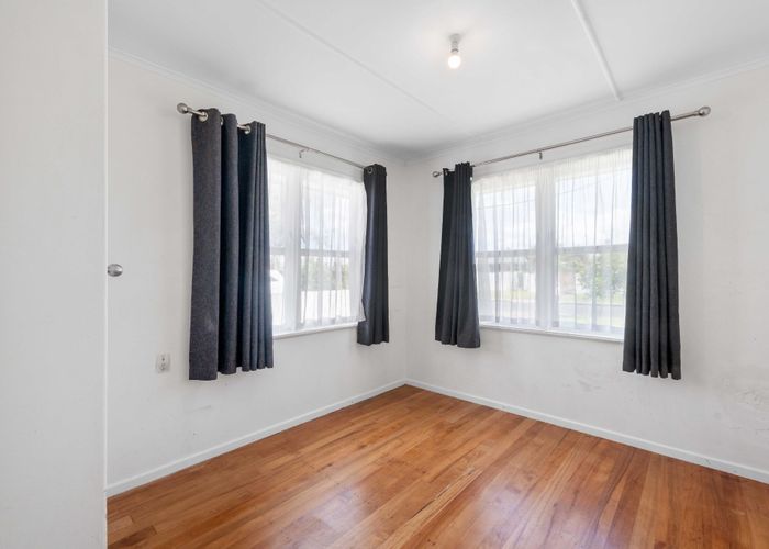  at 62 Waipani Road, Te Atatu Peninsula, Waitakere City, Auckland