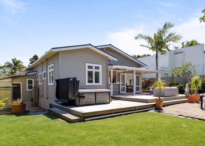  at 11 Kesteven Avenue, Glendowie, Auckland