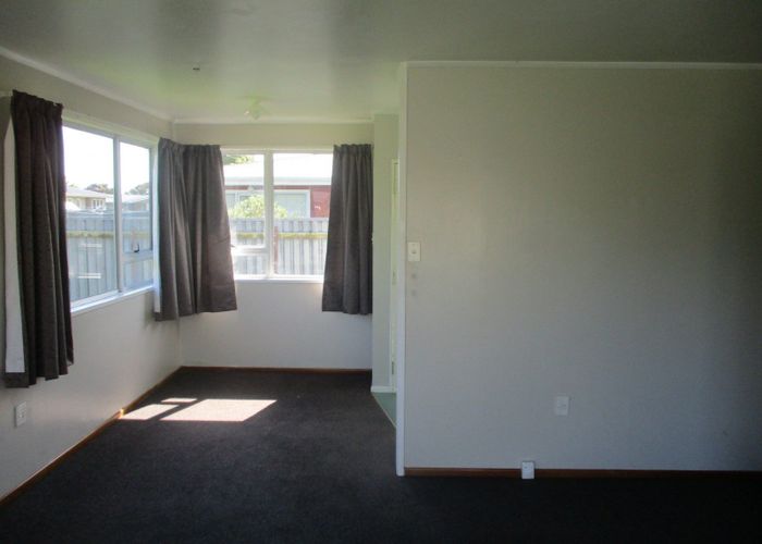  at 2/177 Tremaine Avenue, Westbrook, Palmerston North, Manawatu / Whanganui