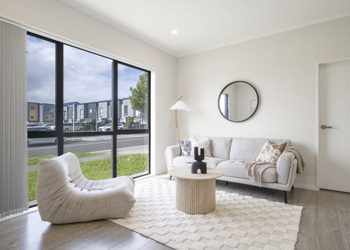  at 25 Quattro Avenue, Flat Bush, Manukau City, Auckland