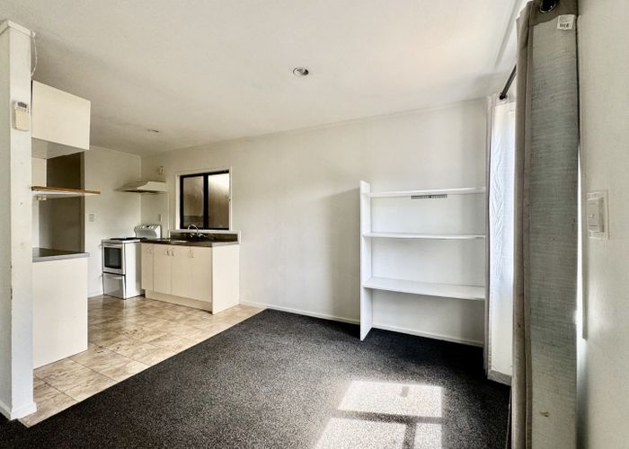  at 1/11 Burundi Avenue, Clendon Park, Manukau City, Auckland