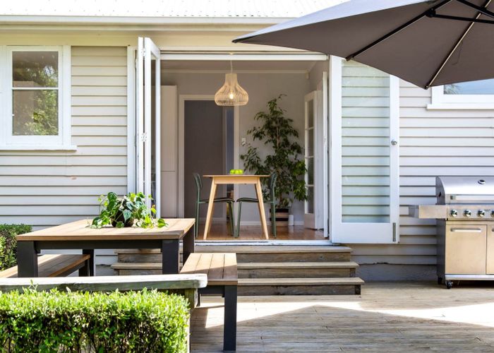  at 21 Wairau Avenue, Avondale, Auckland City, Auckland