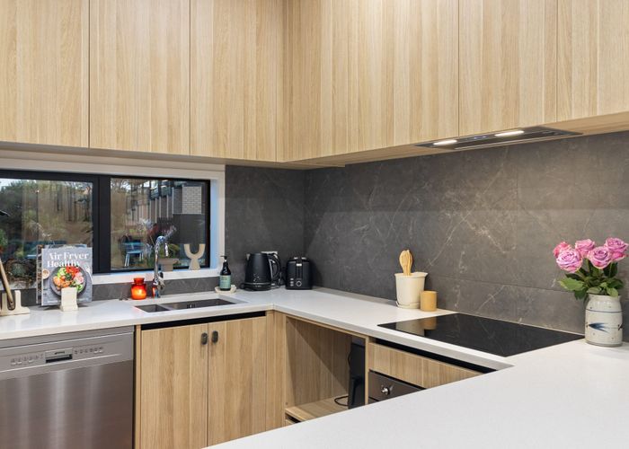 at 13 Parkwood Avenue, Westgate, Waitakere City, Auckland