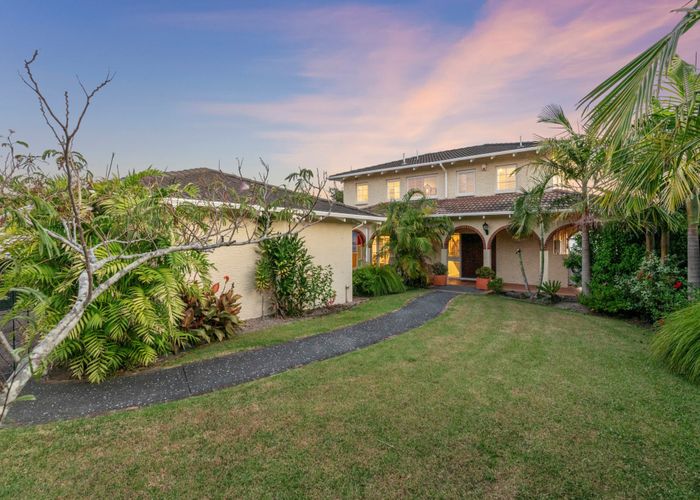  at 57 Hadfield Street, Beach Haven, Auckland