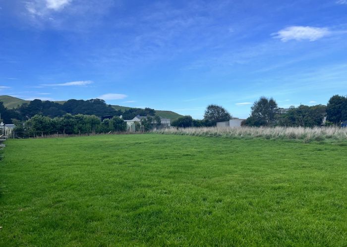  at 21 Seaview Road, Herbertville