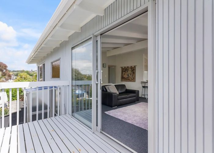  at 2/29 Sealy Road, Torbay, North Shore City, Auckland