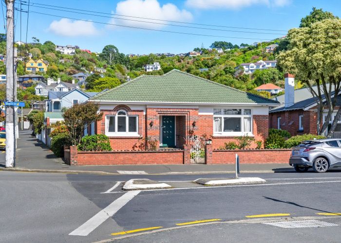  at 31 Beach Street, Saint Clair, Dunedin, Otago