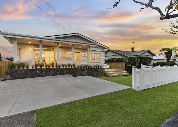  at 6 Foch Avenue, Mt Roskill, Auckland