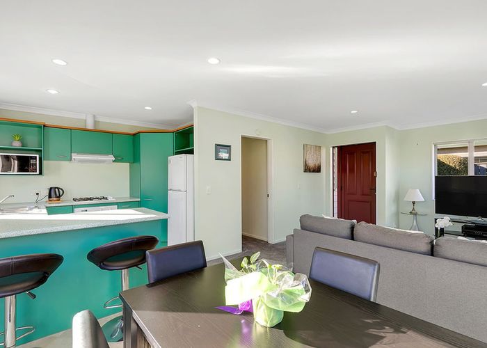  at 16 Pohutukawa Grove, Titahi Bay, Porirua