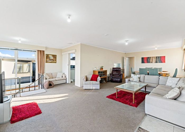  at 65 Potter Avenue, Northcote, North Shore City, Auckland