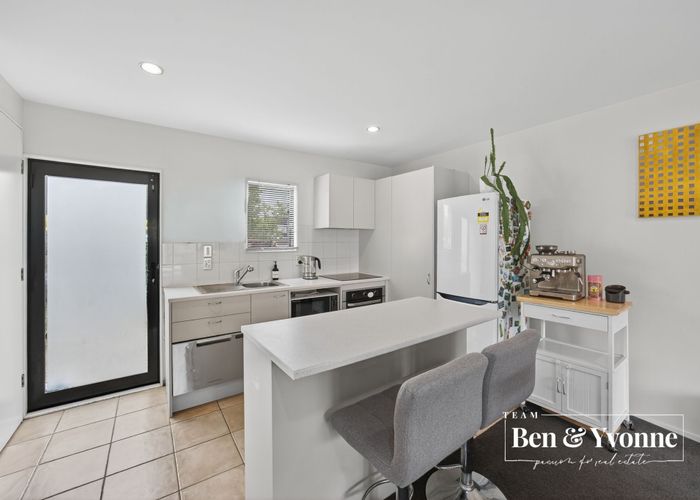  at 5J Dryden Place, Mount Wellington, Auckland City, Auckland