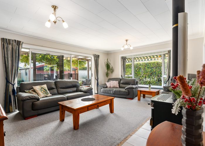  at 36 Solway Avenue, Ilam, Christchurch City, Canterbury