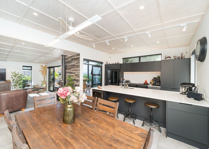  at 44 Limbrick Street, Terrace End, Palmerston North, Manawatu / Whanganui