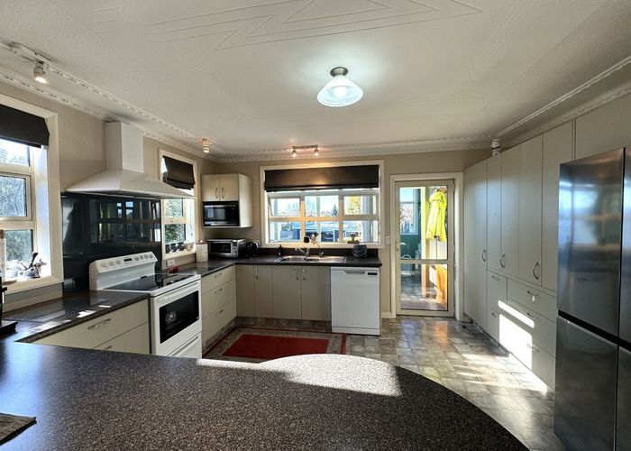  at 17 Naish Street, Balclutha