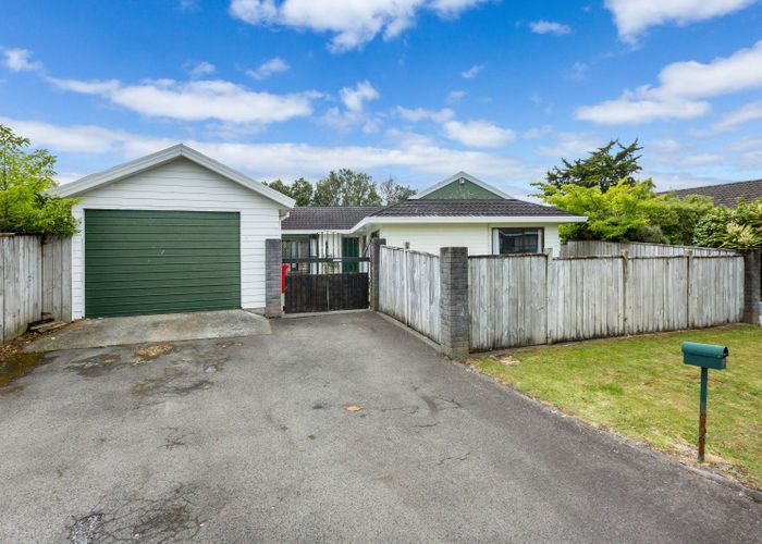  at 4 Memphis Grove, Totara Park, Upper Hutt, Wellington