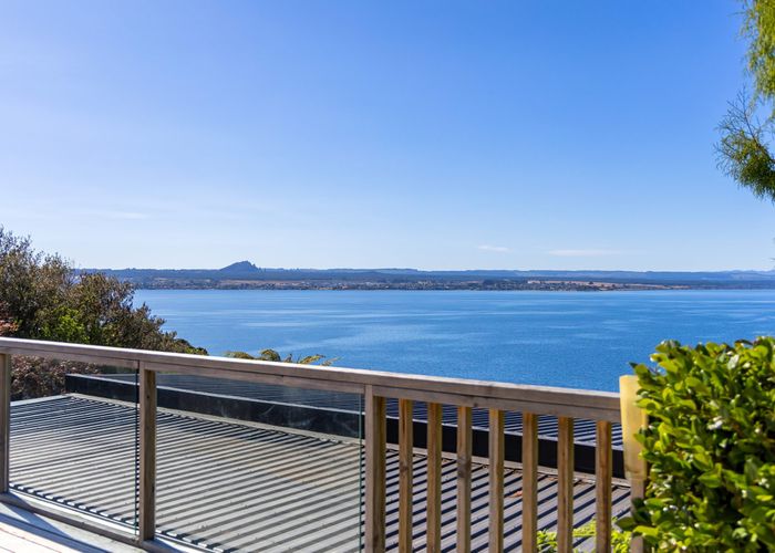 at 846 Wily Terrace, Acacia Bay, Taupo