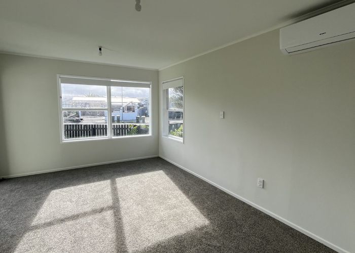  at 11 Tiari Place, Mangere East, Manukau City, Auckland