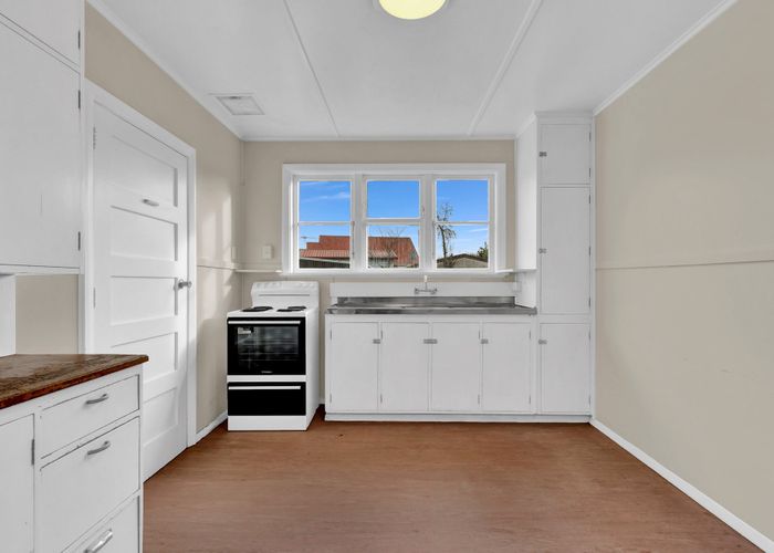  at 42 Pitcairn Crescent, Bryndwr, Christchurch City, Canterbury